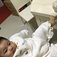 这丫头的姿势我也是醉😂😂😂