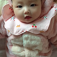 有时候很想离，但又不想把孩子给她家，老公常年不在家，一个人面对所有的事情……心很累