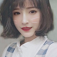 每天都是上下班 到家他完他的游戏，我玩我的手机☹️