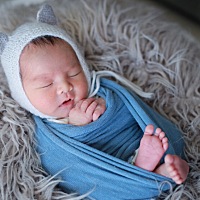 奶水一直不是很够，每天要添3-4次奶粉，怎样才能使奶水充足呢？汤也在喝，但是喝的不多，总感觉奶头还是...