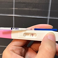 9月26号来的月经，10月2号干净了，但是因为有点盆腔积液，然后出血了，打了几天的点滴，可是还是出血、...