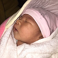 预产期超过了7天没反应，我老公急着去上班所以挂了催产针生的，13号11点40挂针以后就有反应那种感觉可以...