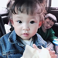 我是一个93年的宝妈已经有了两个宝贝，让我们一起边带娃边领红包和纸巾吧