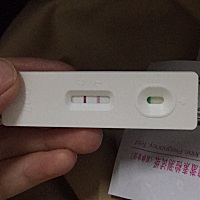 例假推迟4天，早上测的是怀孕了吗？