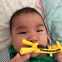 宝宝第一次发烧，39.7，退烧后满脸红疹，不知道怎么回事。是幼儿急疹吗？