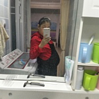 昨天晚上感觉老是上厕所还以为想生呢打电话问我的妇产科医生让我观察观察，最近老是肚子往下墜，预产期...