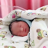 19号破羊水刚好37周整，顺产男宝一个，没生之前谁看见我的肚子都说是男孩，结果还真是