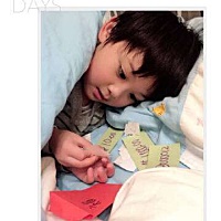 好不容易竞选上大队长，鼓励一下吧