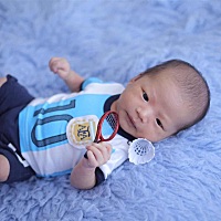 小家伙二十天啦