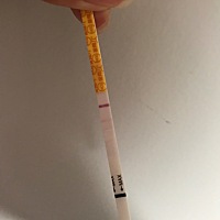 今天用九号测了下，有杠杠，但不是很深，和昨天用秀儿测的差不多，这不会炸糊了吧😮。上次月经30号，...