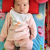 宝贝儿真见长，期待你成为一个小男子汉～