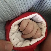 报喜啦！10月27日晚11点多，我们超了四天8.3斤的小王子终于出生🐣啦。顺产侧切，整个过程痛到我这...