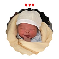 宝宝第8天，今天上医院检查，一路上都睡超香，无意间看见你在凹造型，你这是要把为娘笑死啊，这么小就要...