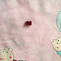 宝宝不小心咽了一个这样的玩具 有没有遇到这种情况的妈妈啊 在线等支招