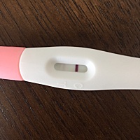 这是怀孕了吗？另一条颜色好浅好浅