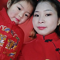 终于如了她老爸的心愿，天天说生女儿可以天天吃肉，生儿子要瞎操心，好吧，如你愿了，其实俩女儿也挺好...