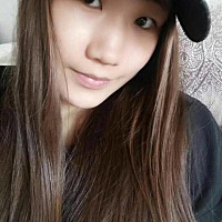 宝妈们，你们有什么问题找我 聊天啊，我一个人带孩子太无聊了啊