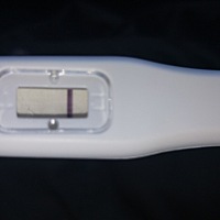 我上个月17月经末 测了几次 有点印 姐妹们 你们能看见吗