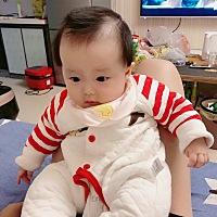 五个月跟别人六七月一样大，走出去没人说像女孩！😅