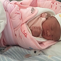 预产期11月16号，11月14日23:52分，New baby小舟舟前来报道，生产时妈妈在外努力，宝宝在妈妈的肚肚里努...