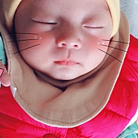 宝宝母乳一直拉稀有什么办法吗？也去医院看过了，吃着思密达和益生菌，总不能一直吃吧！停了就又拉稀了