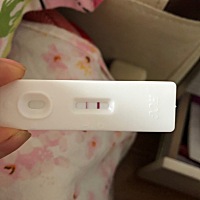 这是怀了吗,姨妈还有7天没来,提前验的😂