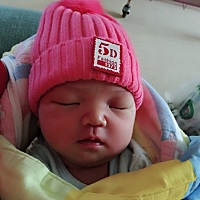 卸货了卸货了，38加5顺产女宝一枚，7斤3两，哈哈哈😄看见小家伙所有的疼痛全都忘了，以后只希望小宝健...