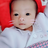 宝贝28天了，马上就满月了，妈妈爱你哟😘😘😘😘😘😘