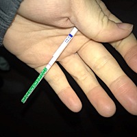 之前18号来例假一直很规律 这次一直没来 今天早上测的 怀孕了吗