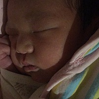 11.16二胎男宝宝提前半个月出世，孕期间胎心130左右。