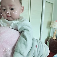 我的小亮仔变样拉，之前黄疸，湿疹的操碎了老母亲的心，好在你现在都好啦，很可爱呢