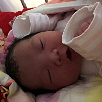 退圈了，提前13天顺产，七斤一两，