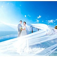 我和老公可以说是从校服到婚纱一路走过来，恋爱时没有太多风风雨雨，有的都是甜蜜回忆。大四的时候我下...