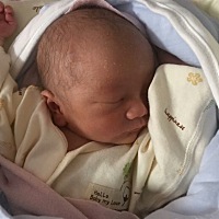 预产期11/24,结果11/16下午16:30羊水破了，老公匆忙拿着待产包，17:00准时到医院，到医院后羊水还在流，...