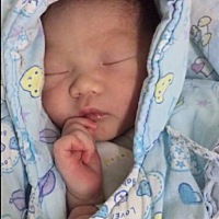 昨天生了女宝，6.06斤，痛了十几个小时但看到你健健康康出来的那一刻觉得什么都值了