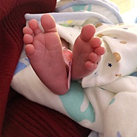 40+2周👼🏻 自然分娩一男宝，愿你们要男得男，要女得女🥰 来说说我的症状： 孕早期没有任何孕吐，...