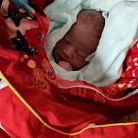 11.27顺产女宝宝，七斤六两