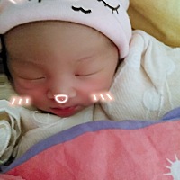 报喜了，41周，11月27，上午10:15.疼了两天，顺产男孩，七斤，轻微撕裂，