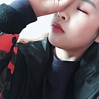 老公回来了，可是我一点都不开心，因为他还带了个别人回来了，整的我撸单都没心情了