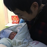 报喜了，12.2号下午6点半生的，宝宝和我爸爸 婆婆2位同一天生日