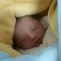 12月6号可爱的女宝出生啦，4.9斤的小可爱，宝宝出来了感觉一下子就轻松了，一胎无侧切无撕裂感觉自...