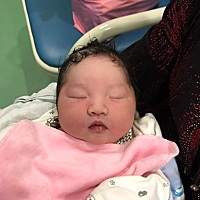 宝宝到了预产期迟迟不发动，我又住院了一周还是没动静，原本打算顺产自己生的，后来才知道宝宝迟迟没有...