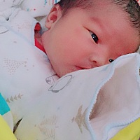 你们坐月子都在干嘛？我真的感觉自己要抑郁了。手机也不想玩，哎……成天还能胡思乱想。给点正能量，我...