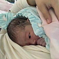 12月6号凌晨四点破羊水但是肚子不痛，然后5点多去医院开了1.5指，9点多进待产房打催生素，下午1点多...