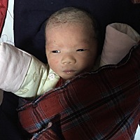 卸货了。双胎男宝宝  单绒双阳带到38+3。老大六斤老二五斤八两。没有进保温箱