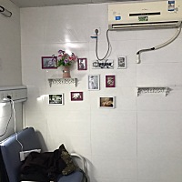 38十3出来了，在生的前一刻我还在病房里用笔记本工作着，没有肚子痛没有宫缩，刚准备收拾电脑躺下给...