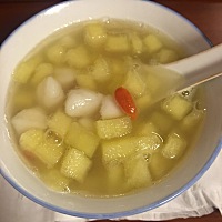 婆婆已经给我搭配营养餐了，衣服也不让我洗了。今天第11天了。还是没有孕吐。胃口还好 ……