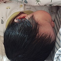 孕期高血糖，宝宝生下来7.9斤！所以高血糖的妈妈真的需要控制饮食！我自身没胖，全部胖到宝宝身上了！对...