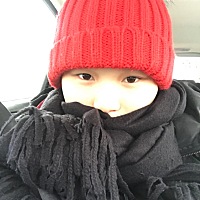 哎 感觉自己顺产跟剖腹产差不多了。 撕裂 缝针 一个星期多 还在疼 走路都疼