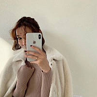 分享一组孕妇能穿的衣服，孕期肤色暗沉，穿一些亮色系提肤色.